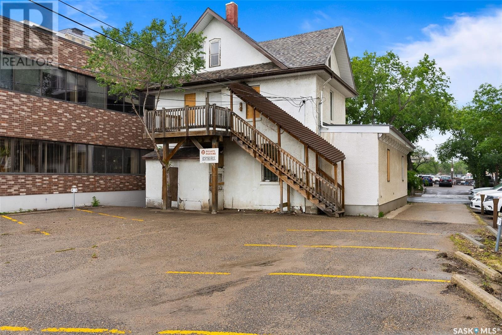 Photo 39 of 2062 Cornwall Street, Regina SK
