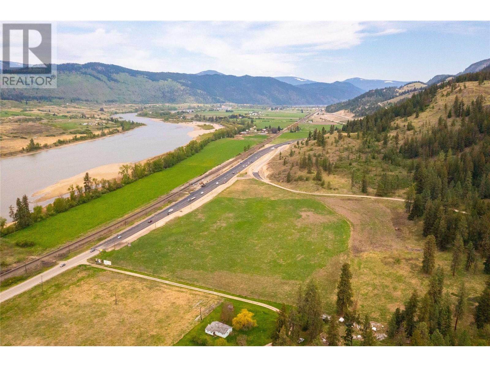 Photo 6 of 5720 Vla Road, Chase BC