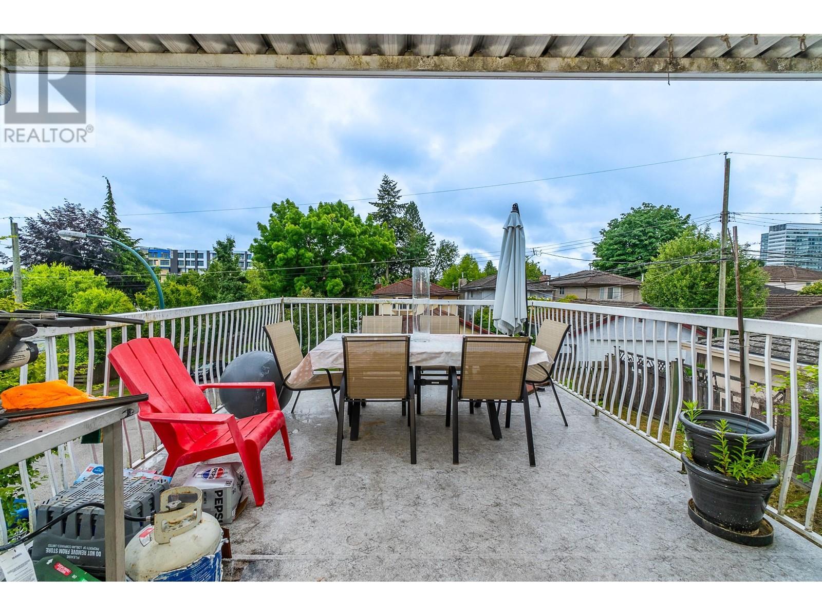 204 W 63RD AVENUE, Vancouver
