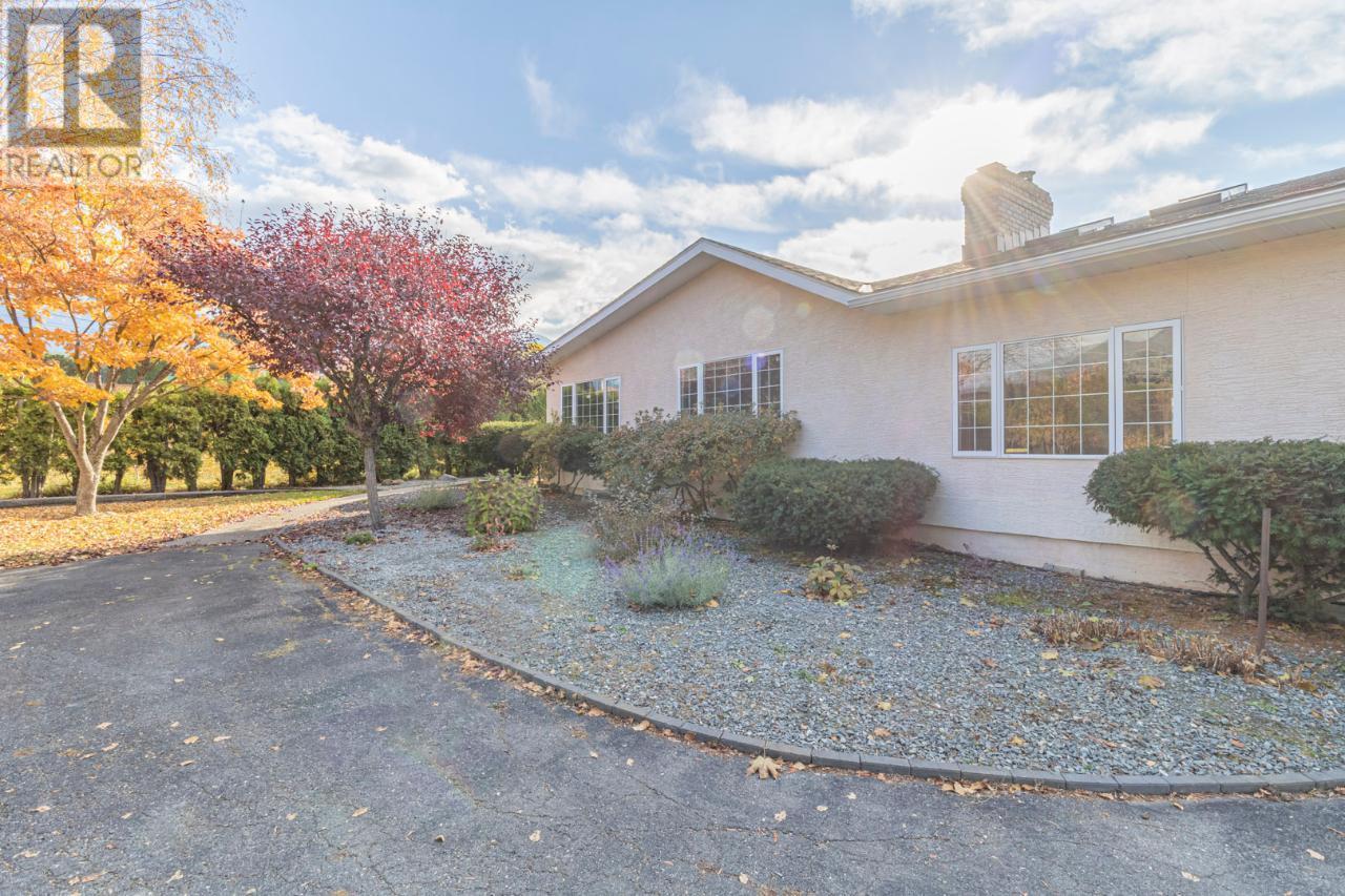2819 ERICKSON Road, Erickson