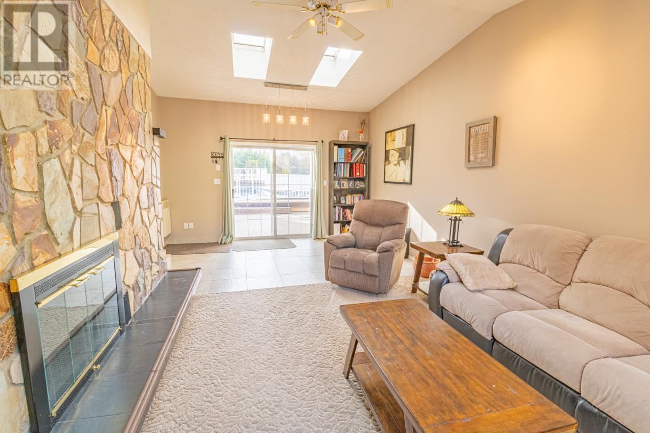 2819 ERICKSON Road, Erickson