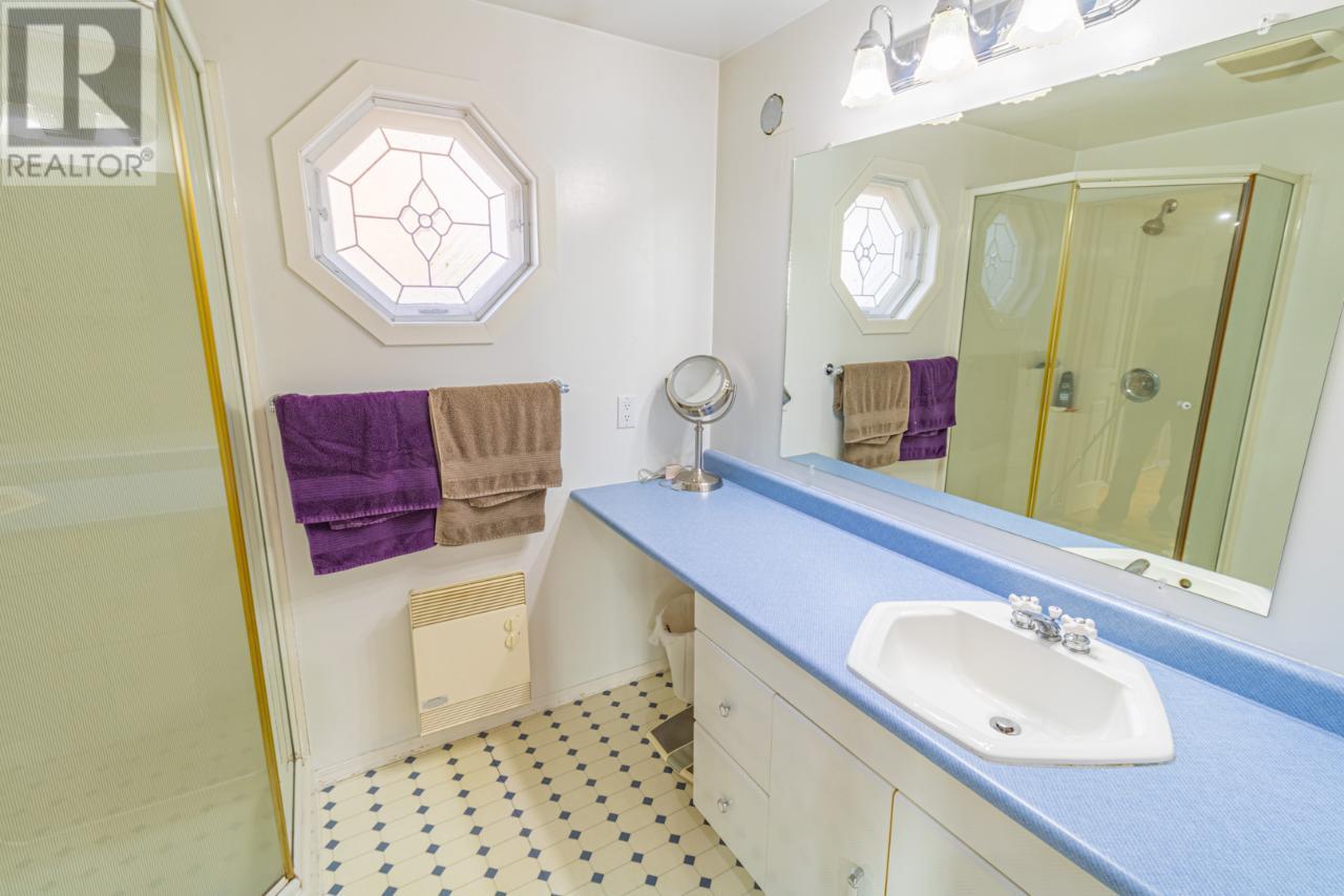 2819 ERICKSON Road - 28