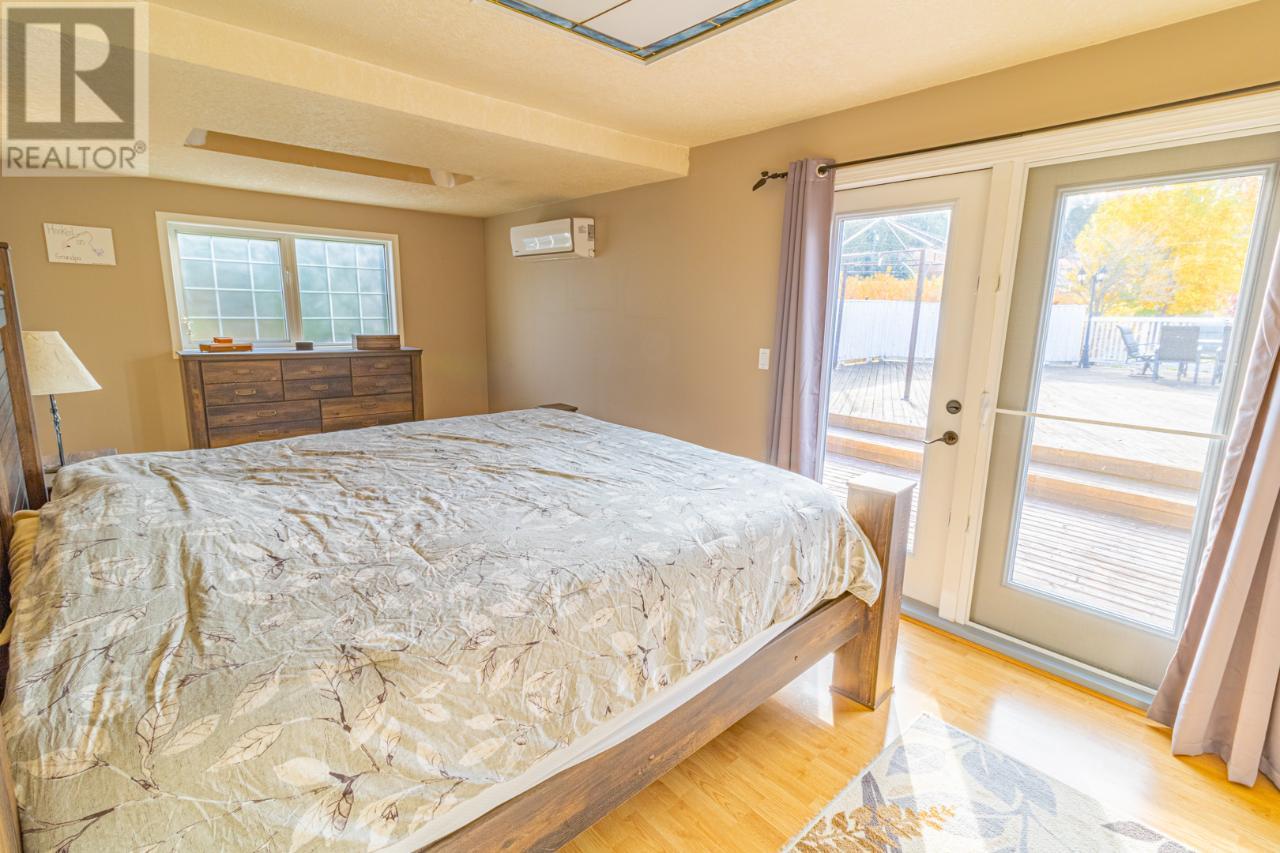 2819 ERICKSON Road, Erickson