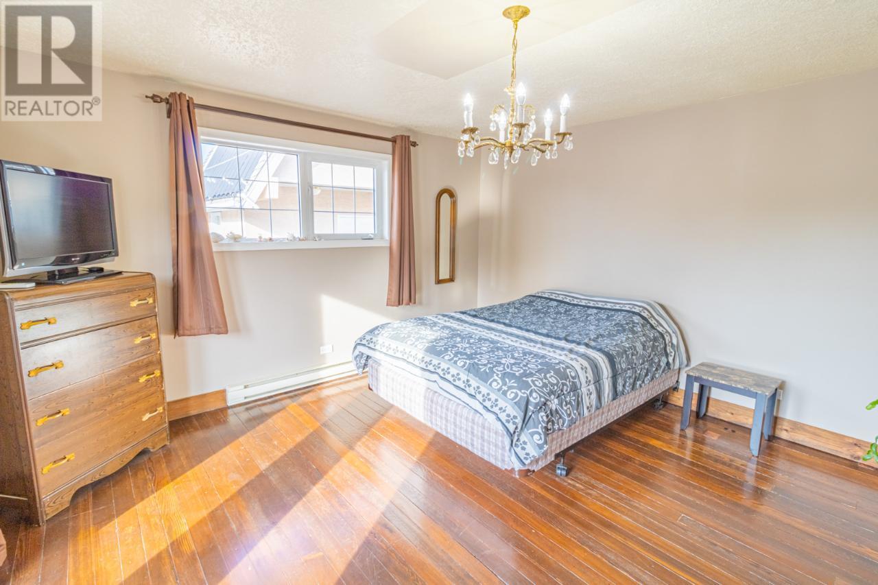 2819 ERICKSON Road - 30