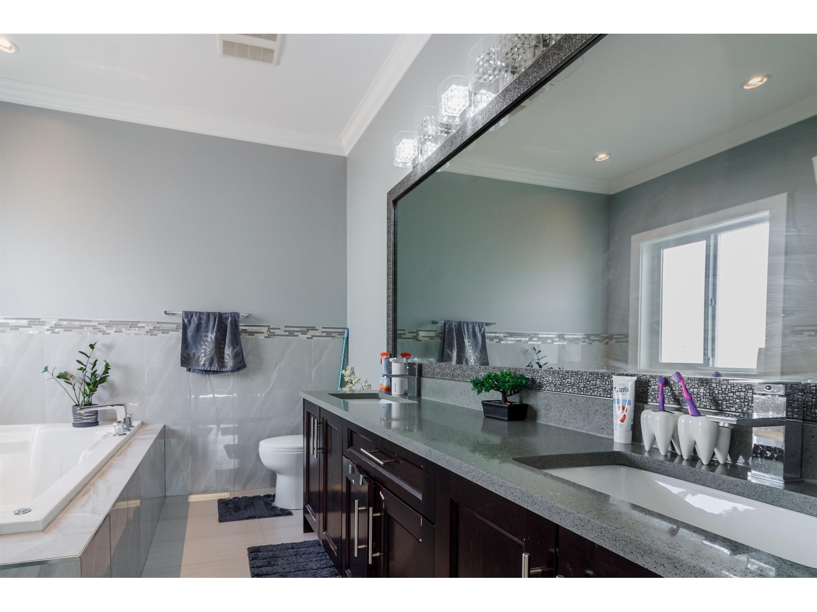 27625 RAILCAR CRESCENT, Abbotsford real estate listing R2952041