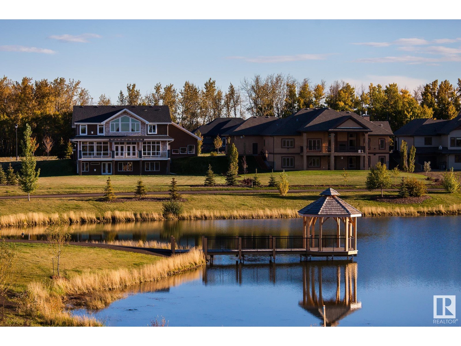 1077 GENESIS LAKE BV, Stony Plain