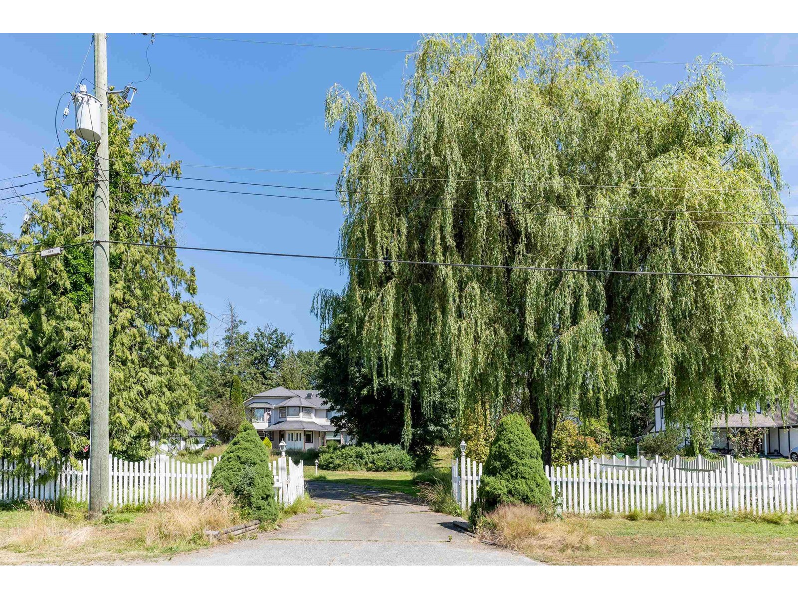 20745 68 AVENUE, Langley real estate listing R2952071