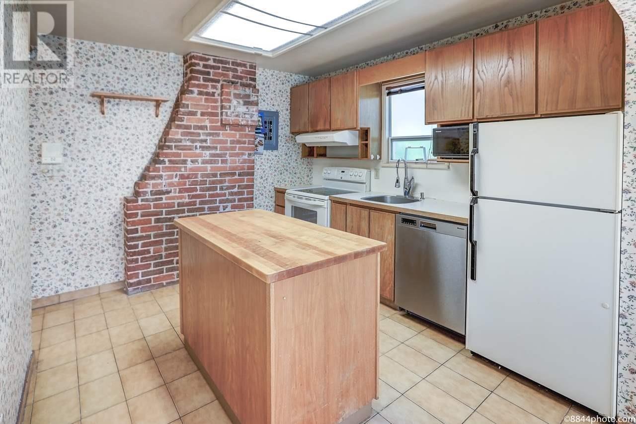 3870 W 17TH AVENUE, Vancouver