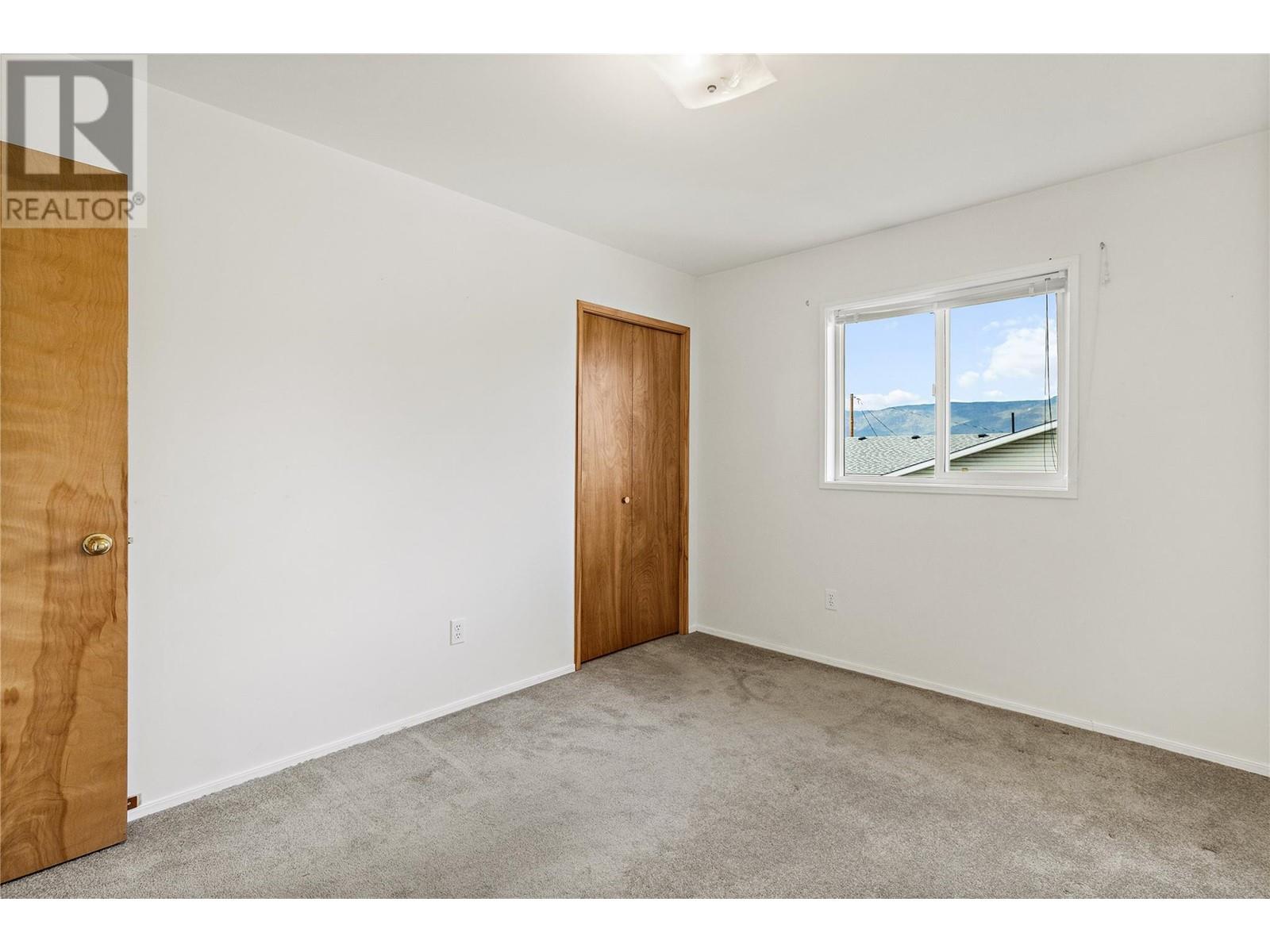  31 23 Street Southeast, Salmon Arm