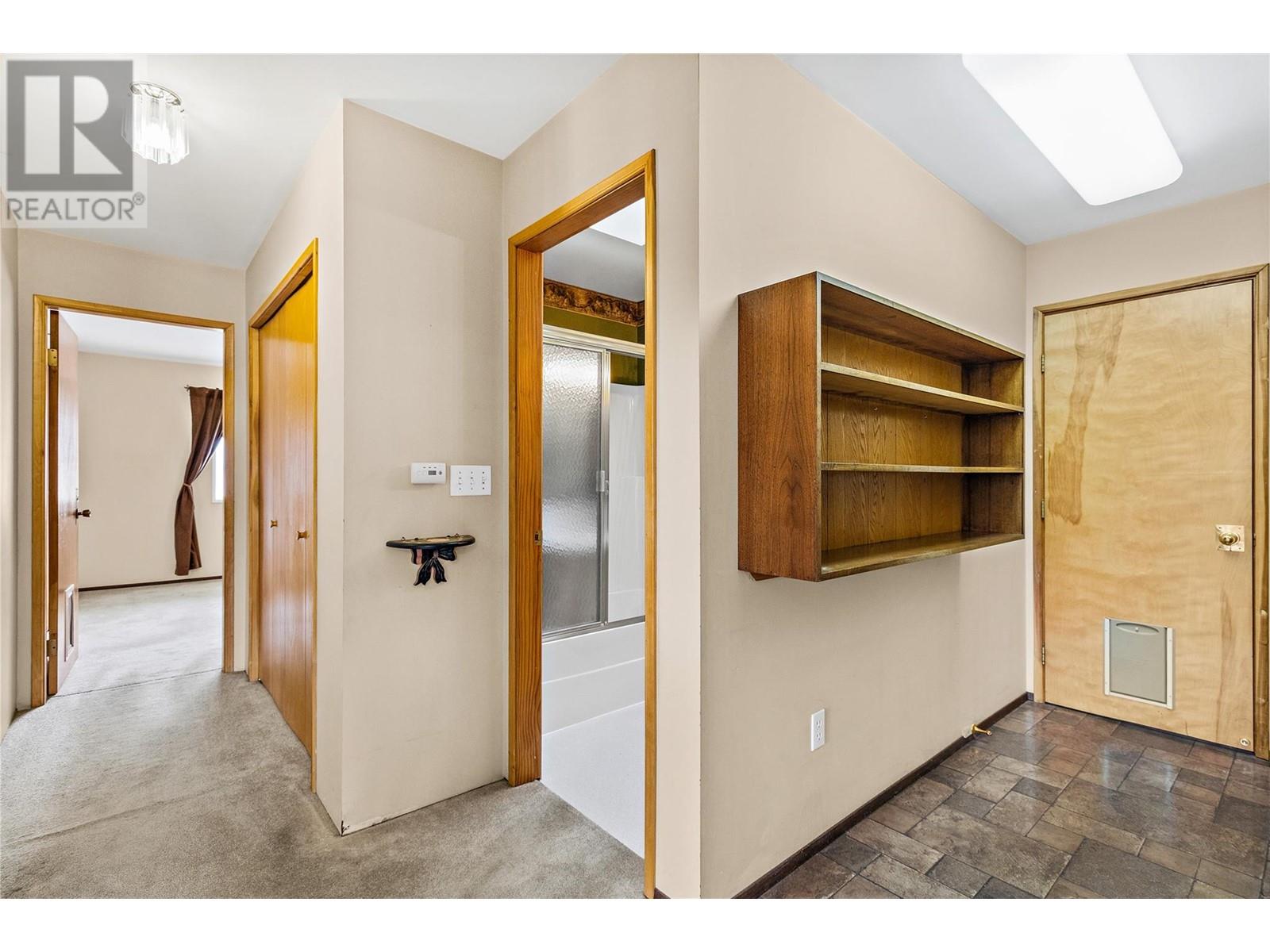  31 23 Street Southeast, Salmon Arm