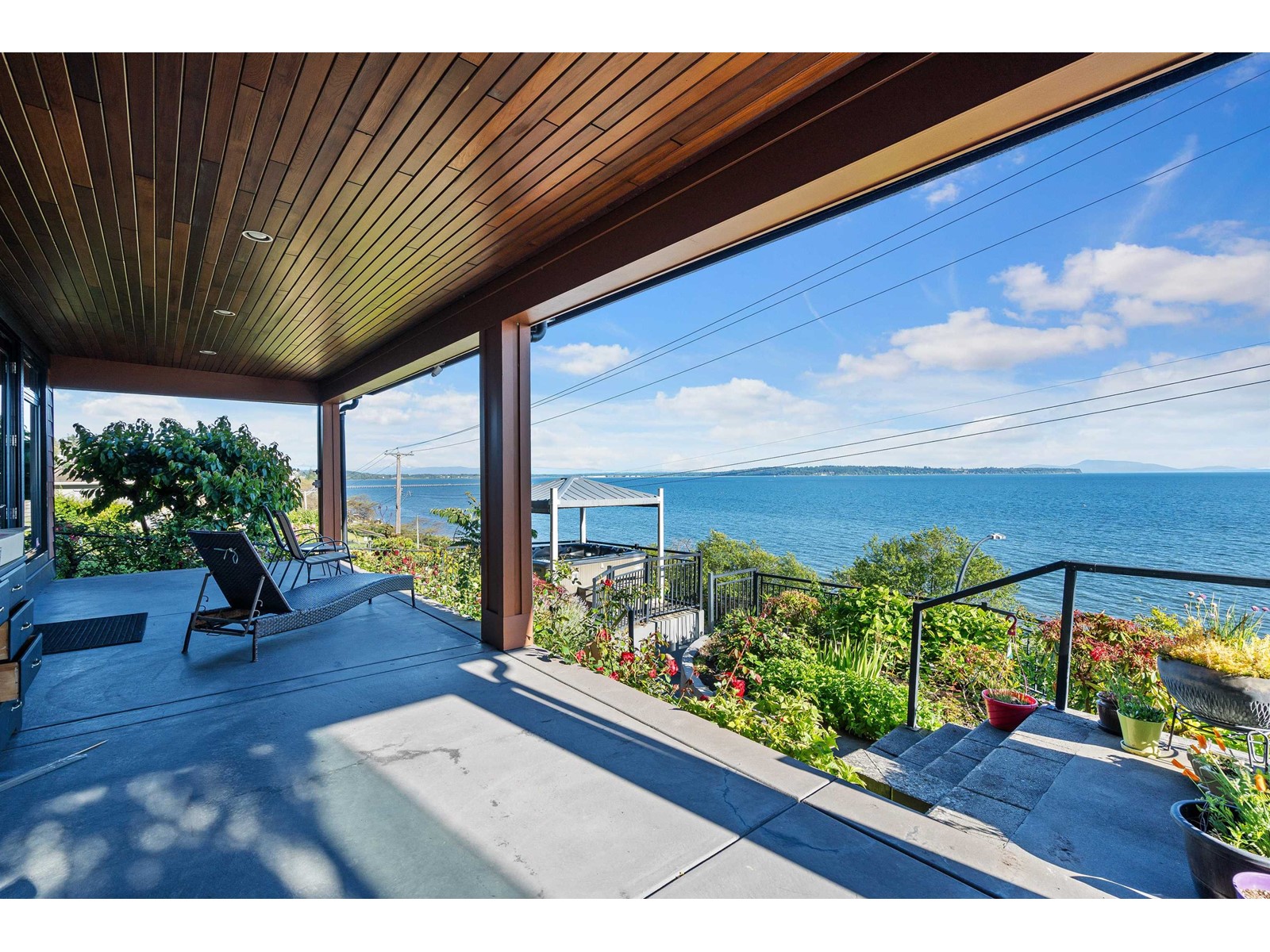 14495 MARINE DRIVE, White Rock real estate listing R2952375