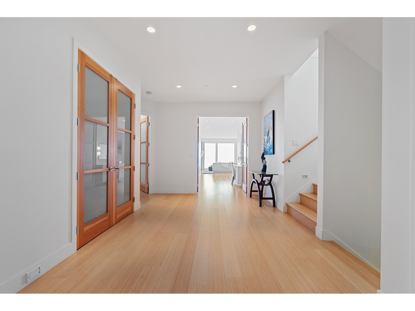14501 MARINE DRIVE, White Rock real estate listing R2952377