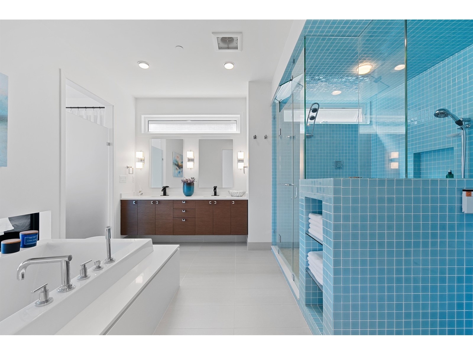 14501 MARINE DRIVE, White Rock real estate listing R2952377