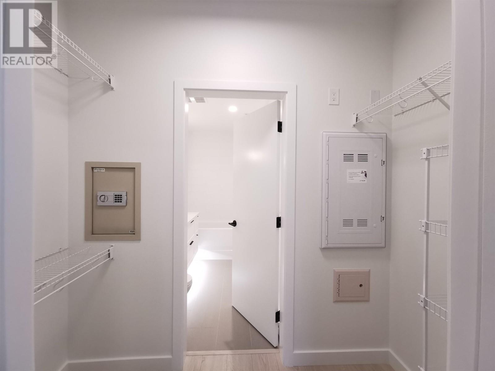 104 3038 ST GEORGE STREET, Port Moody real estate listing R2952291
