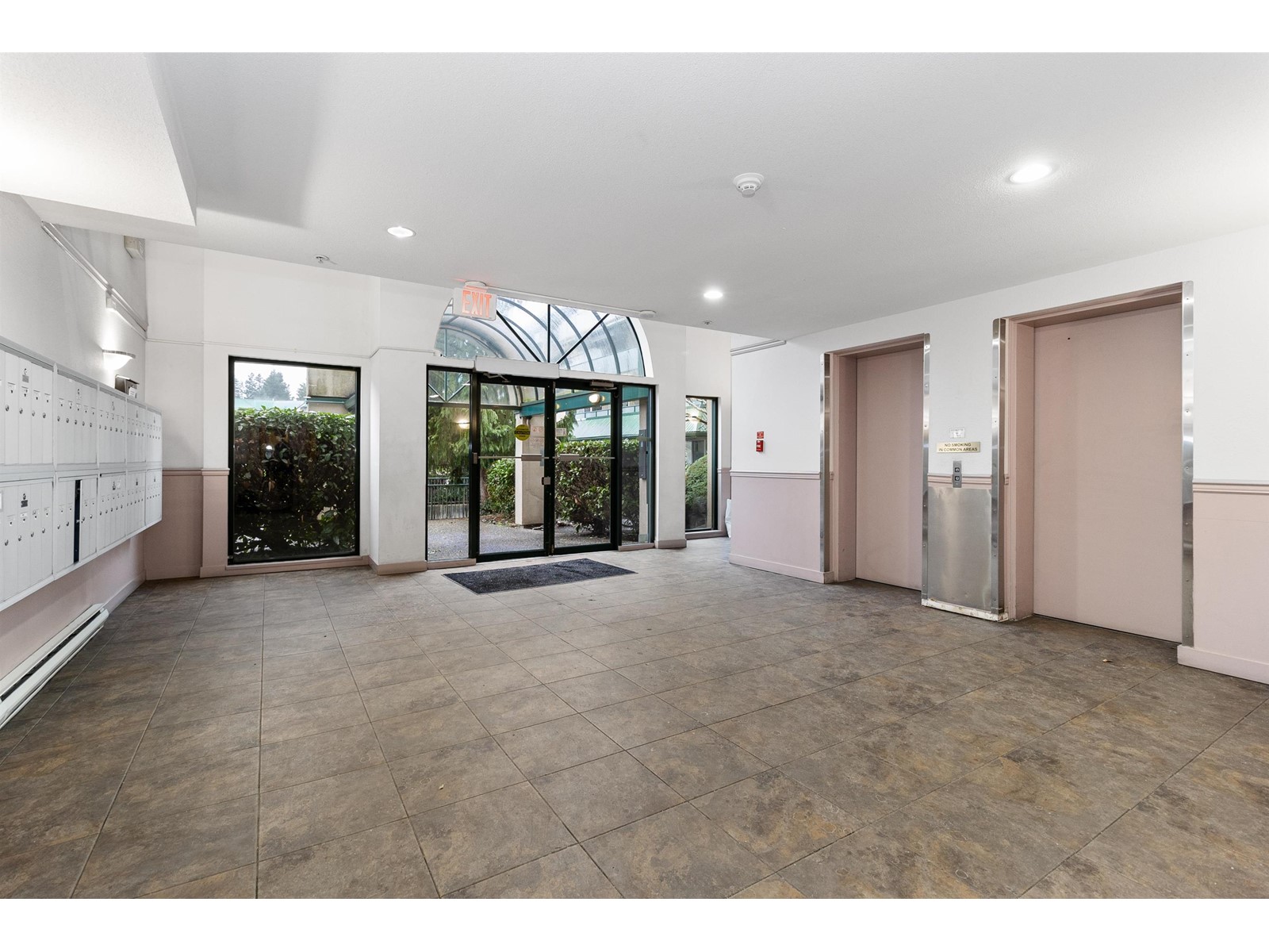210 2962 TRETHEWEY STREET, Abbotsford real estate listing R2950187
