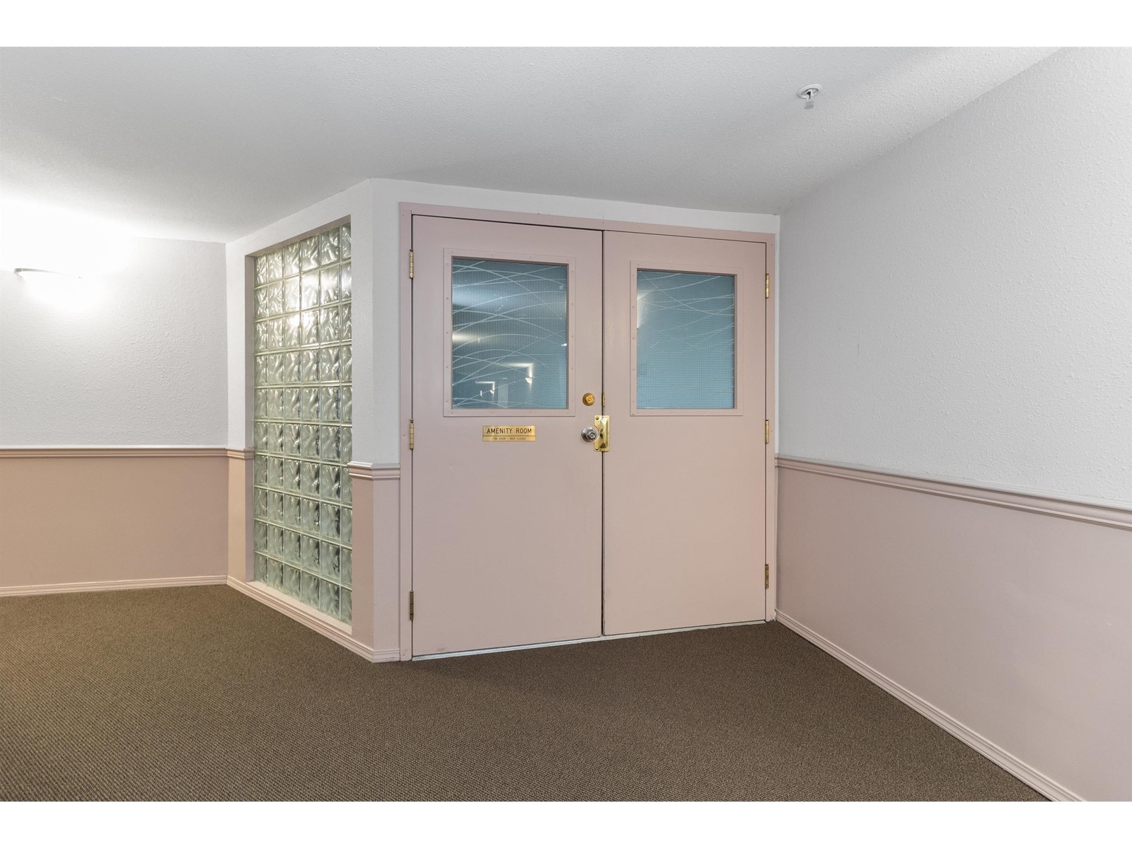 210 2962 TRETHEWEY STREET, Abbotsford real estate listing R2950187