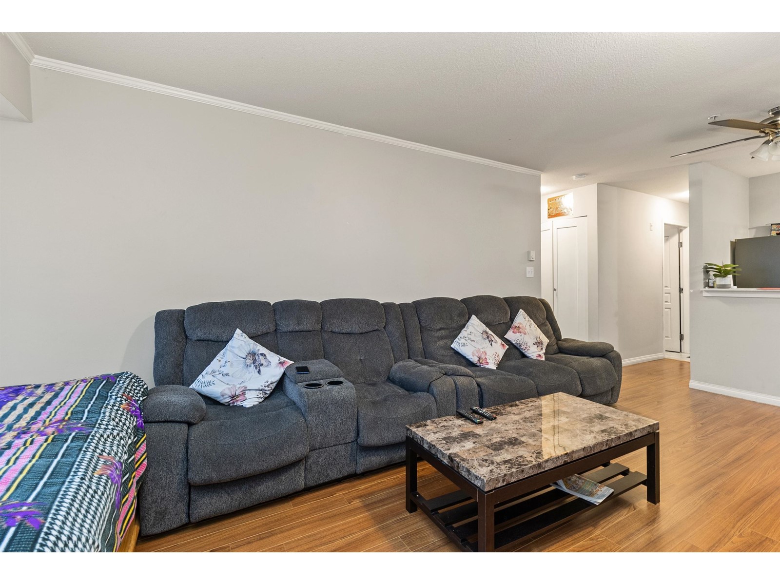 210 2962 TRETHEWEY STREET, Abbotsford real estate listing R2950187