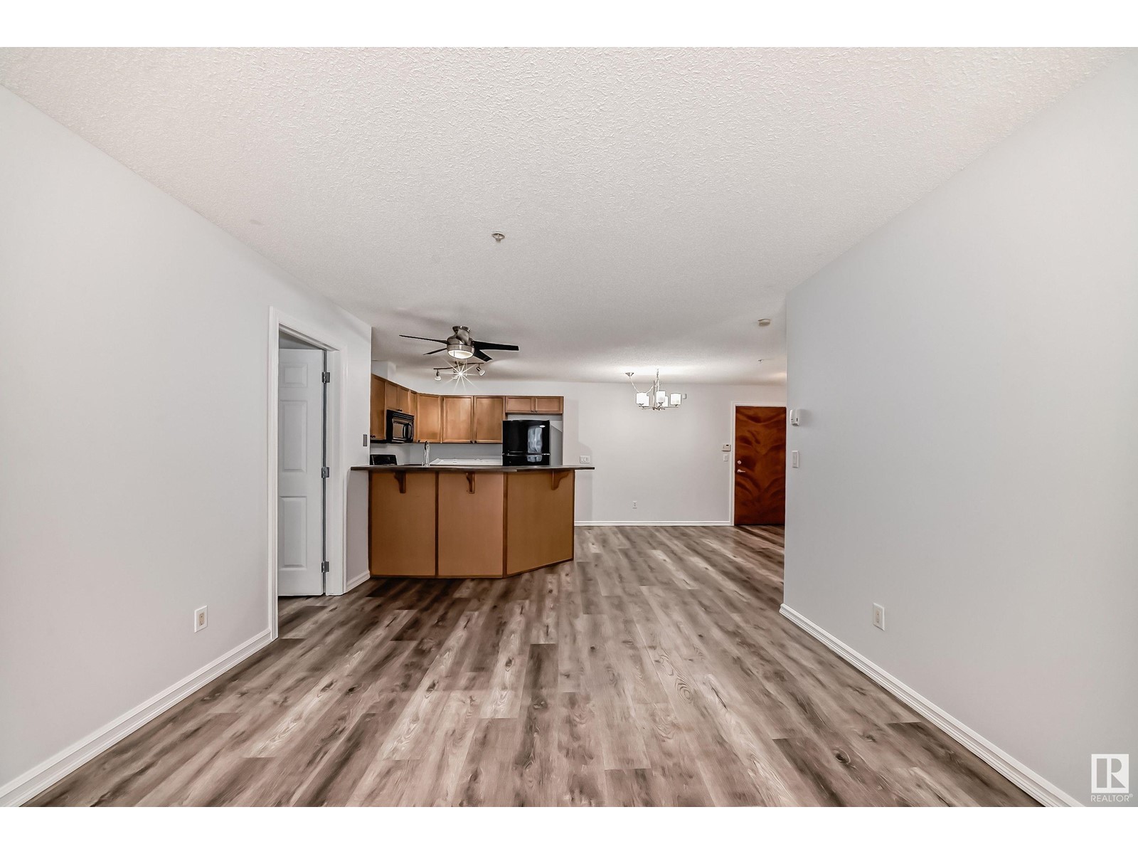 #110 13710 150 AV NW, Edmonton