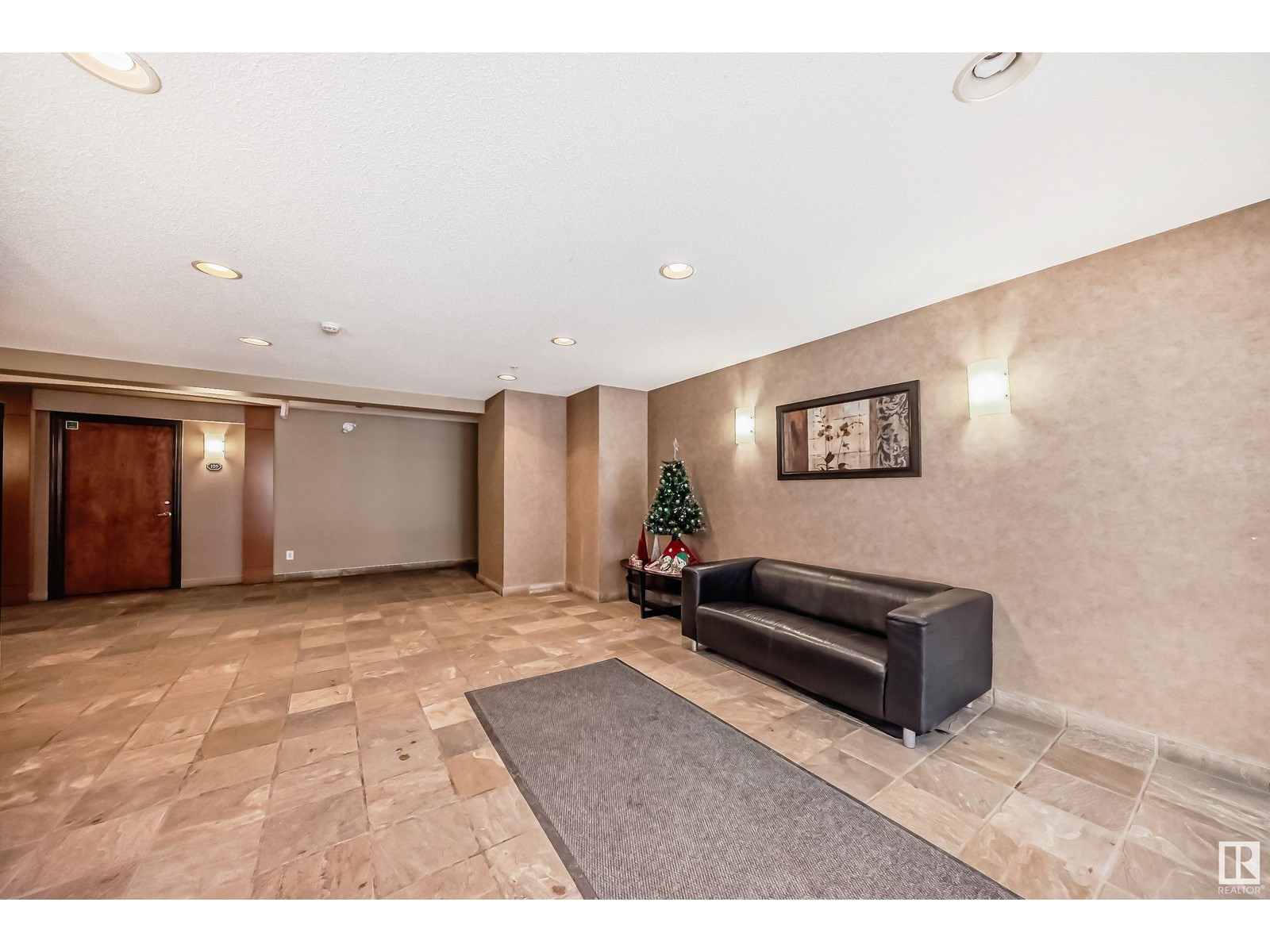 #110 13710 150 AV NW, Edmonton