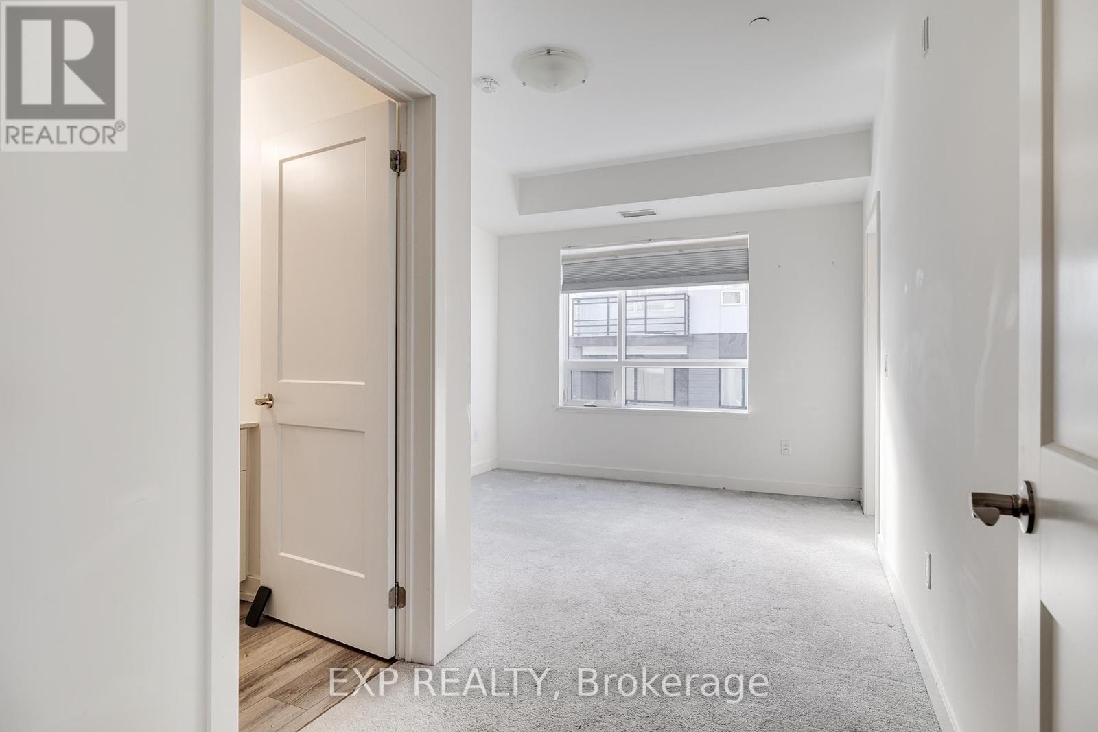 Photo 7 of 501 255 Northfield Drive E, Waterloo ON