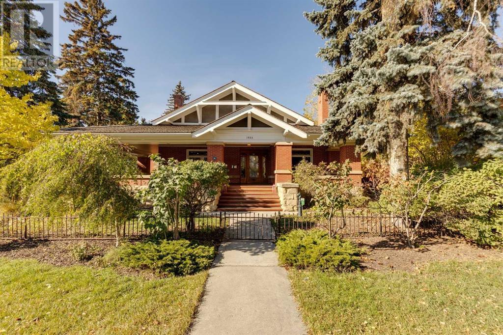 Single Family House Bungalow for Sale in   Street SW Cliff Bungalow Calgary 