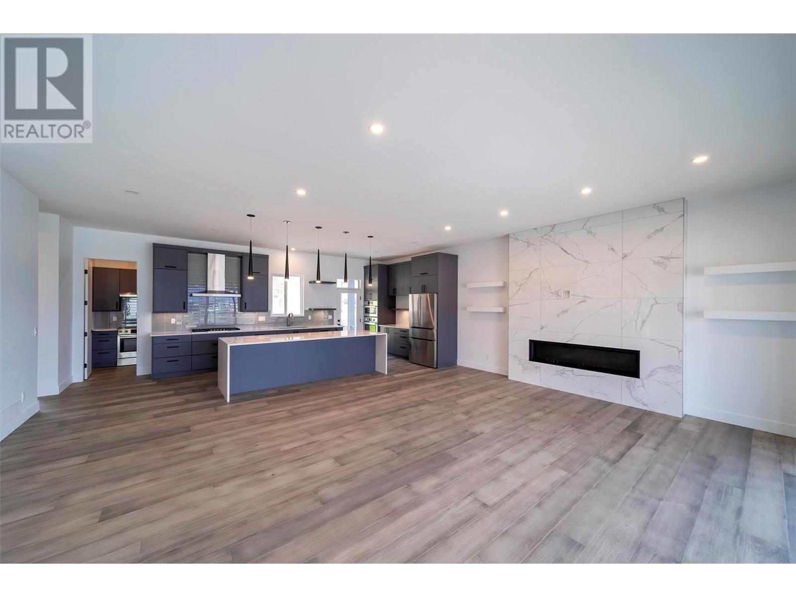  9723 Centrestone Drive, Lake Country