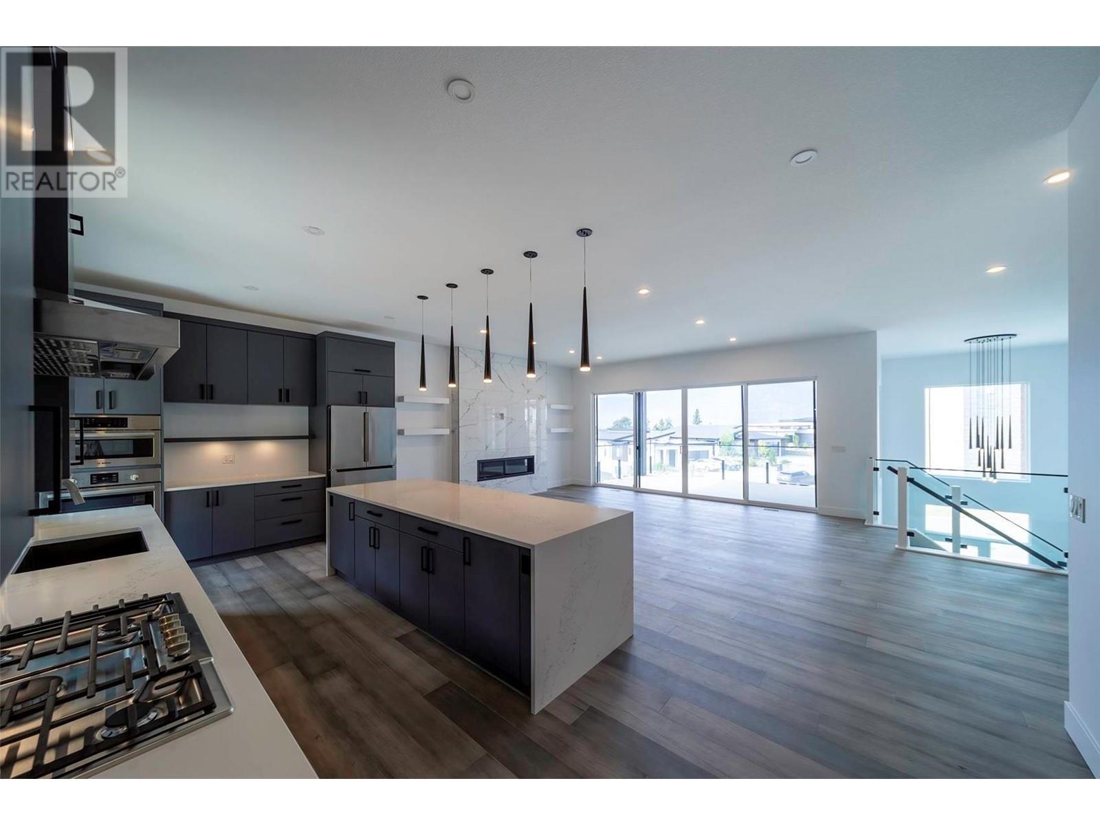  9723 Centrestone Drive, Lake Country