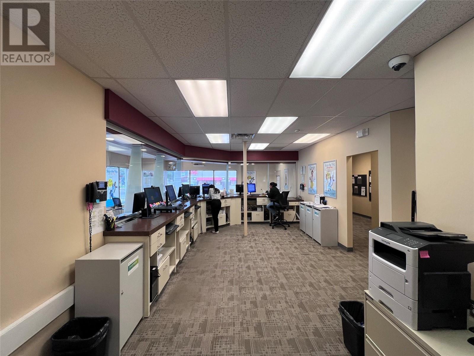 3a 2090 Harvey Avenue, Kelowna