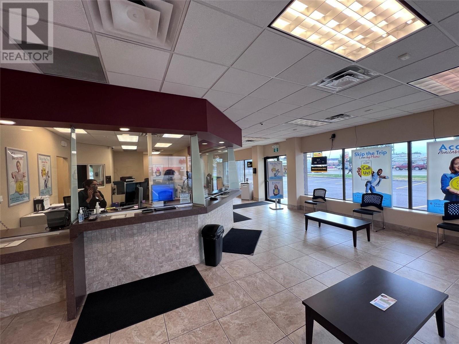 3b 2090 Harvey Avenue, Kelowna