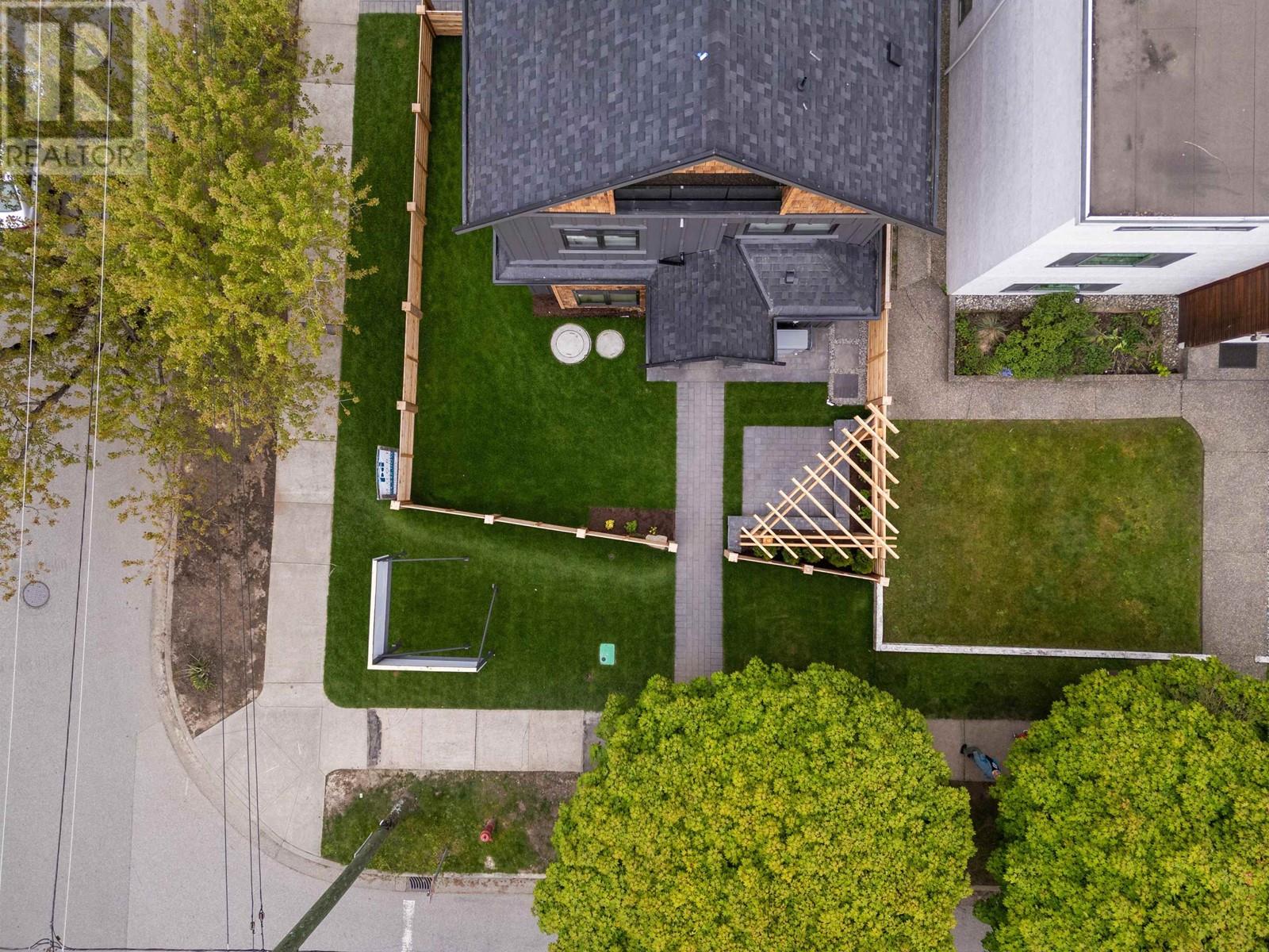 3106 WINDSOR STREET, Vancouver