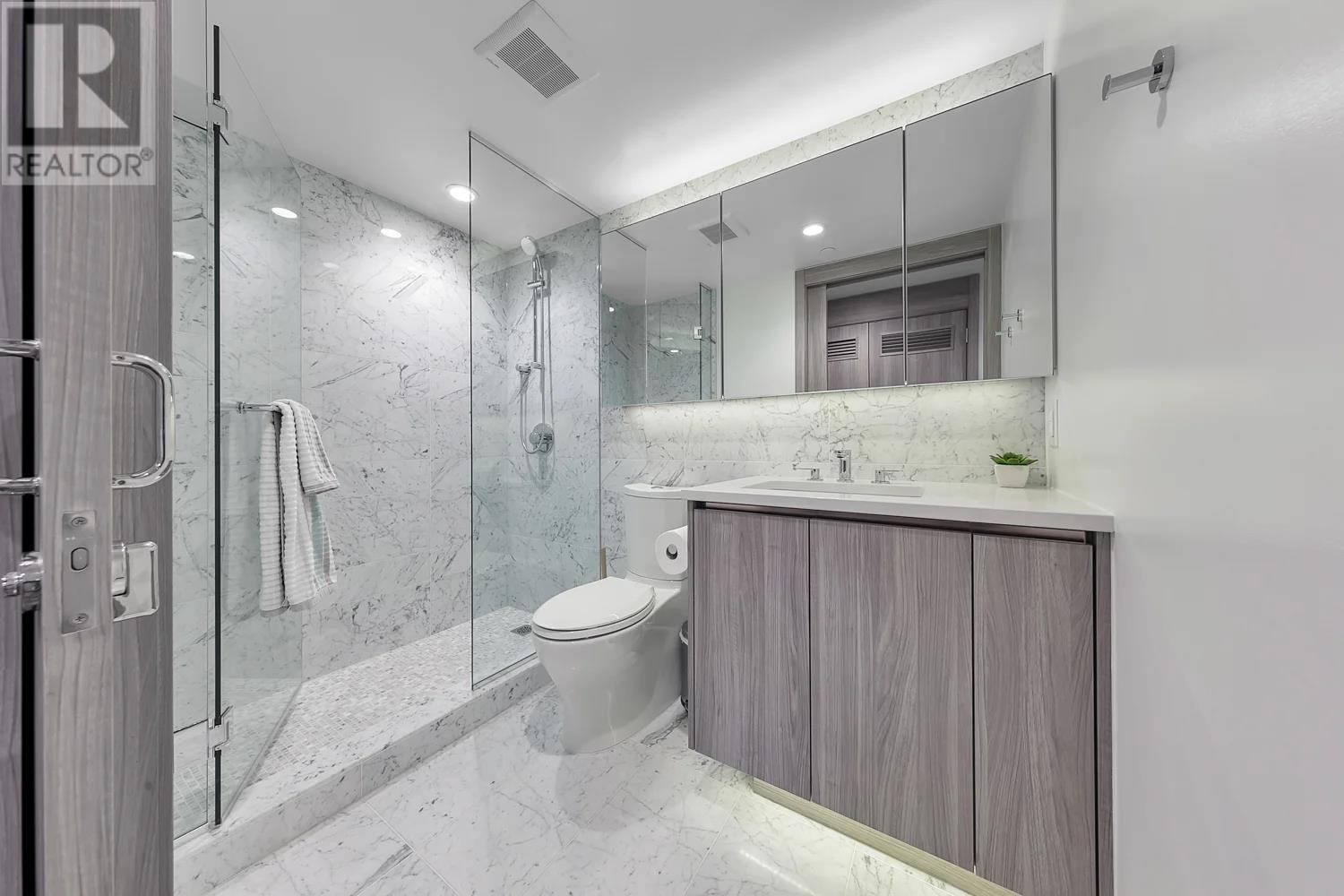 Photo 19 of 1008 1768 Cook Street, Vancouver BC
