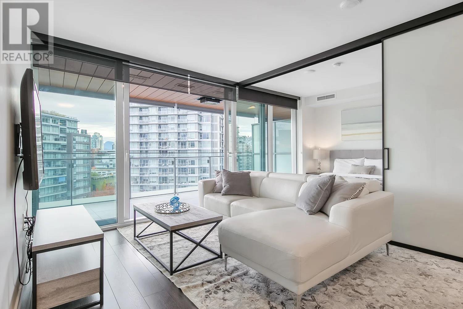 Photo 2 of 1008 1768 Cook Street, Vancouver BC