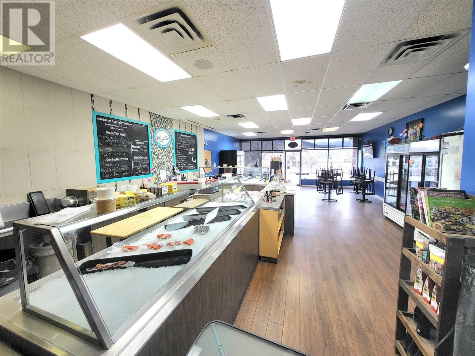 106 2100 Main Street, Penticton