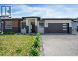  2811 Copper Ridge Drive, West Kelowna