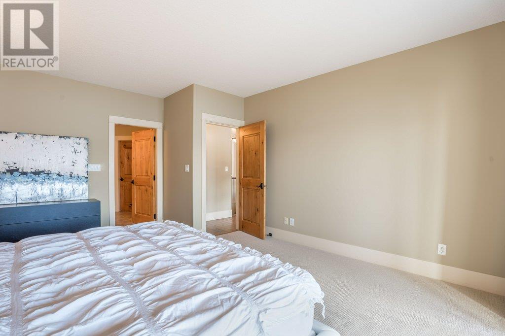 207 14419 Downton Avenue, Summerland
