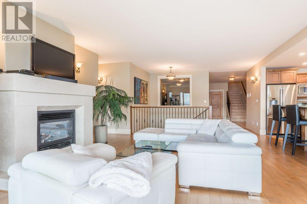 207 14419 Downton Avenue, Summerland