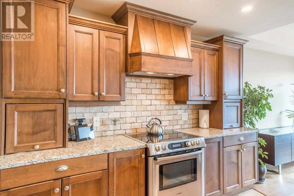 207 14419 Downton Avenue, Summerland