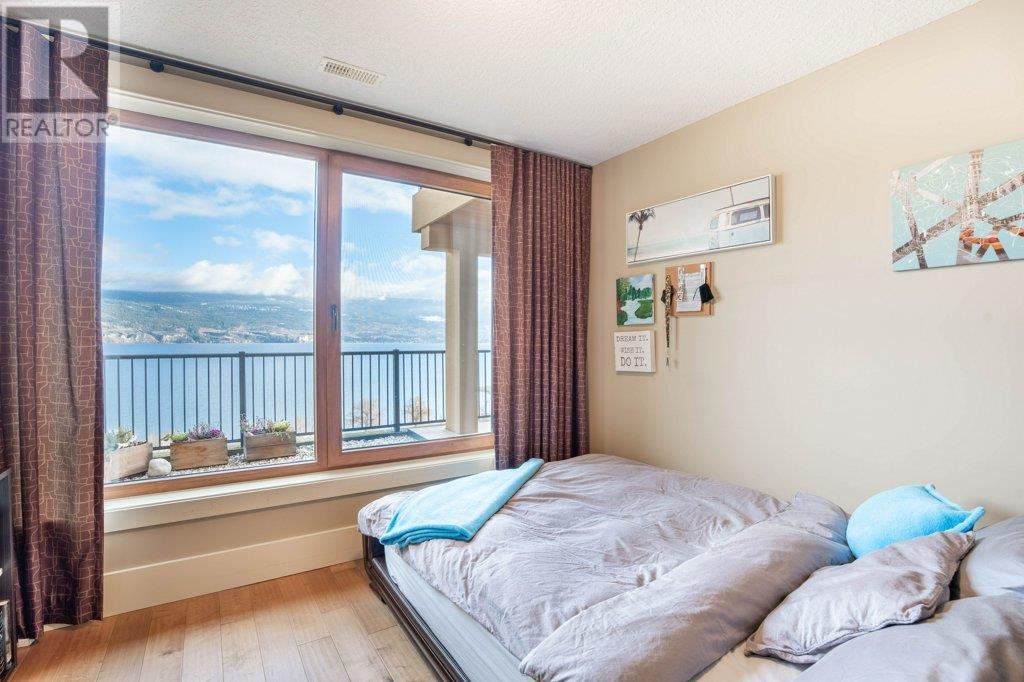 207 14419 Downton Avenue, Summerland