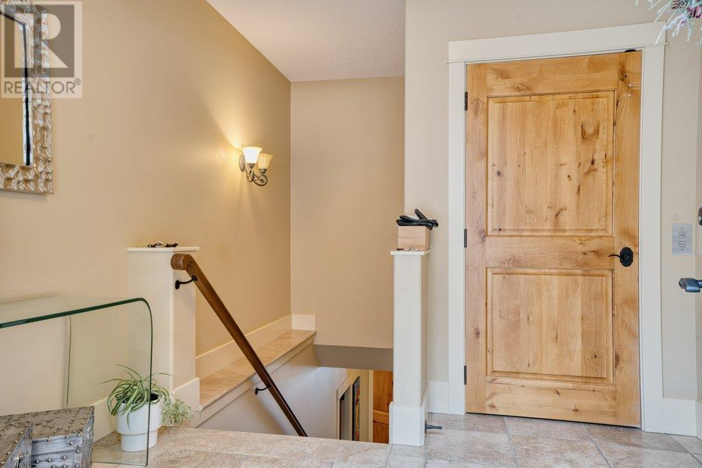 207 14419 Downton Avenue, Summerland