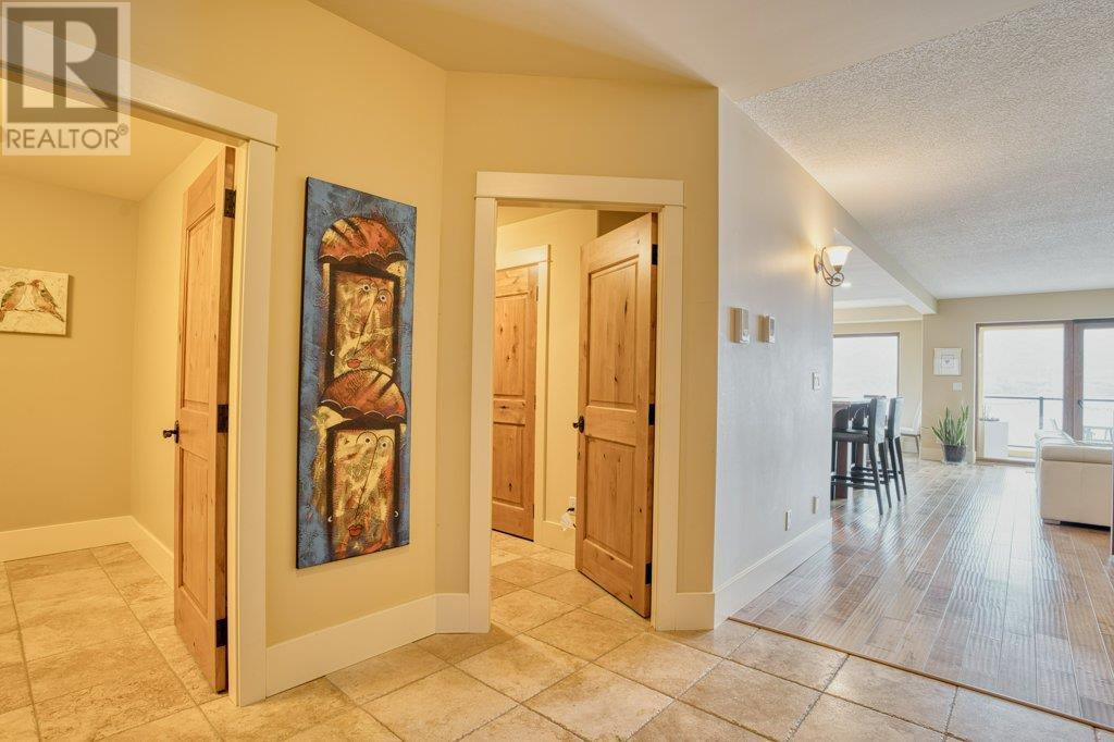 207 14419 Downton Avenue, Summerland