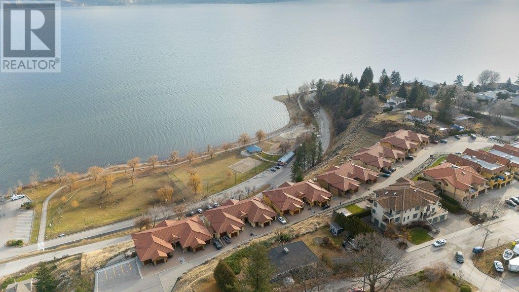 207 14419 Downton Avenue, Summerland
