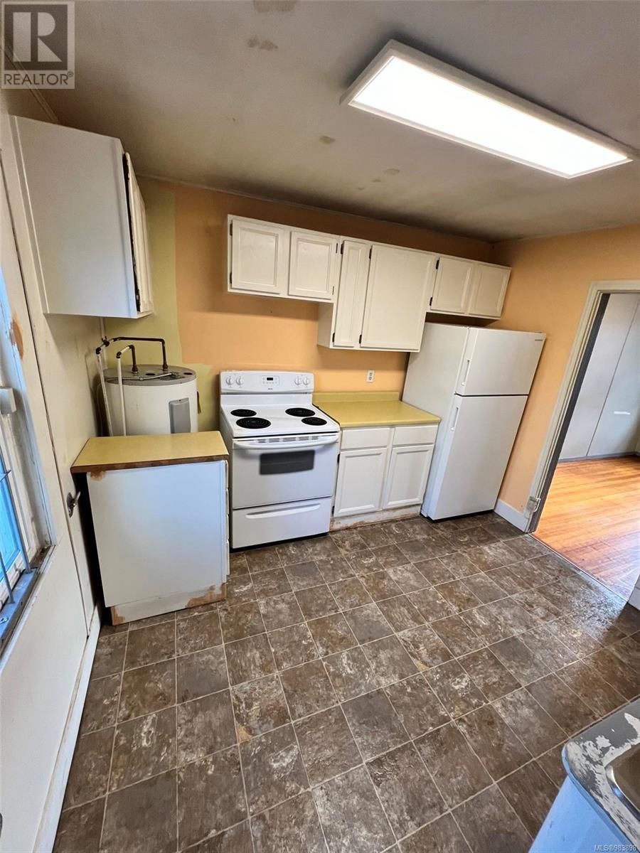 Photo 5 of 3473 3rd Ave, Port Alberni BC