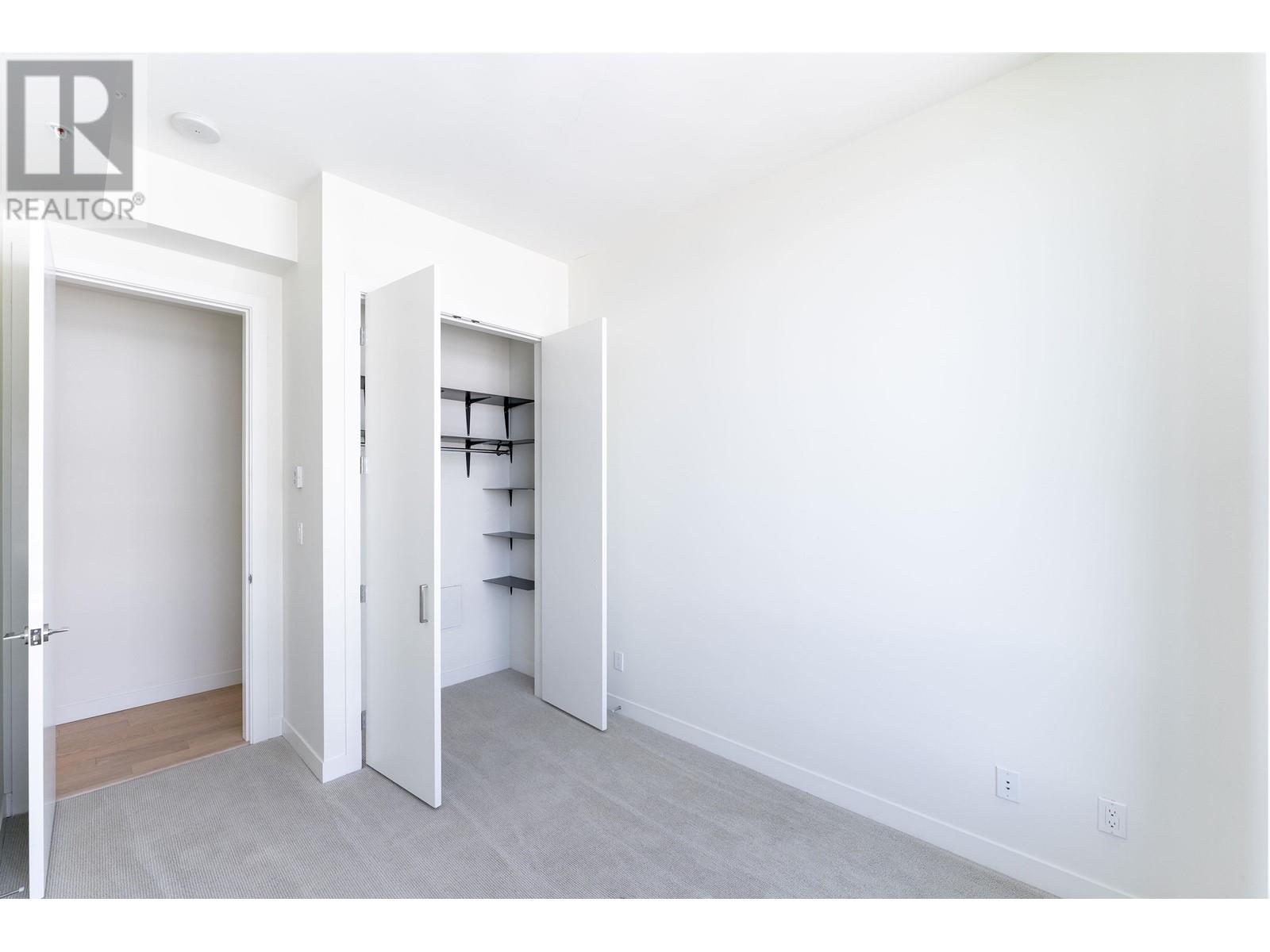 1501 9080 UNIVERSITY CRESCENT, Burnaby