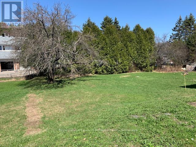 Photo 3 of 64 West Road, Huntsville ON