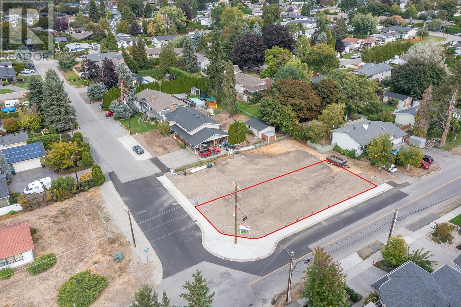 2 4499 Walker Road, Kelowna