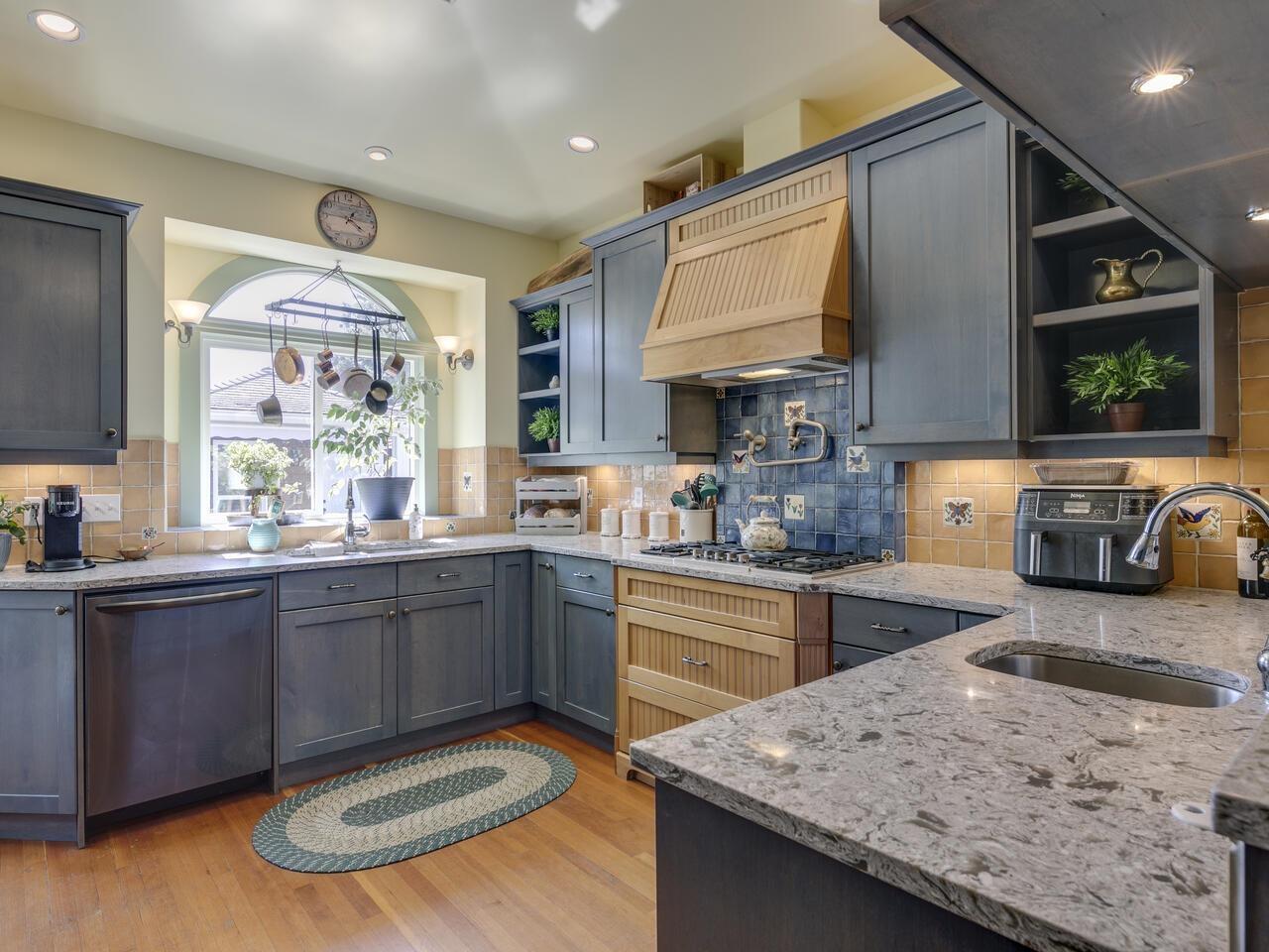 34866 CLAYBURN ROAD, Abbotsford real estate listing R2953315