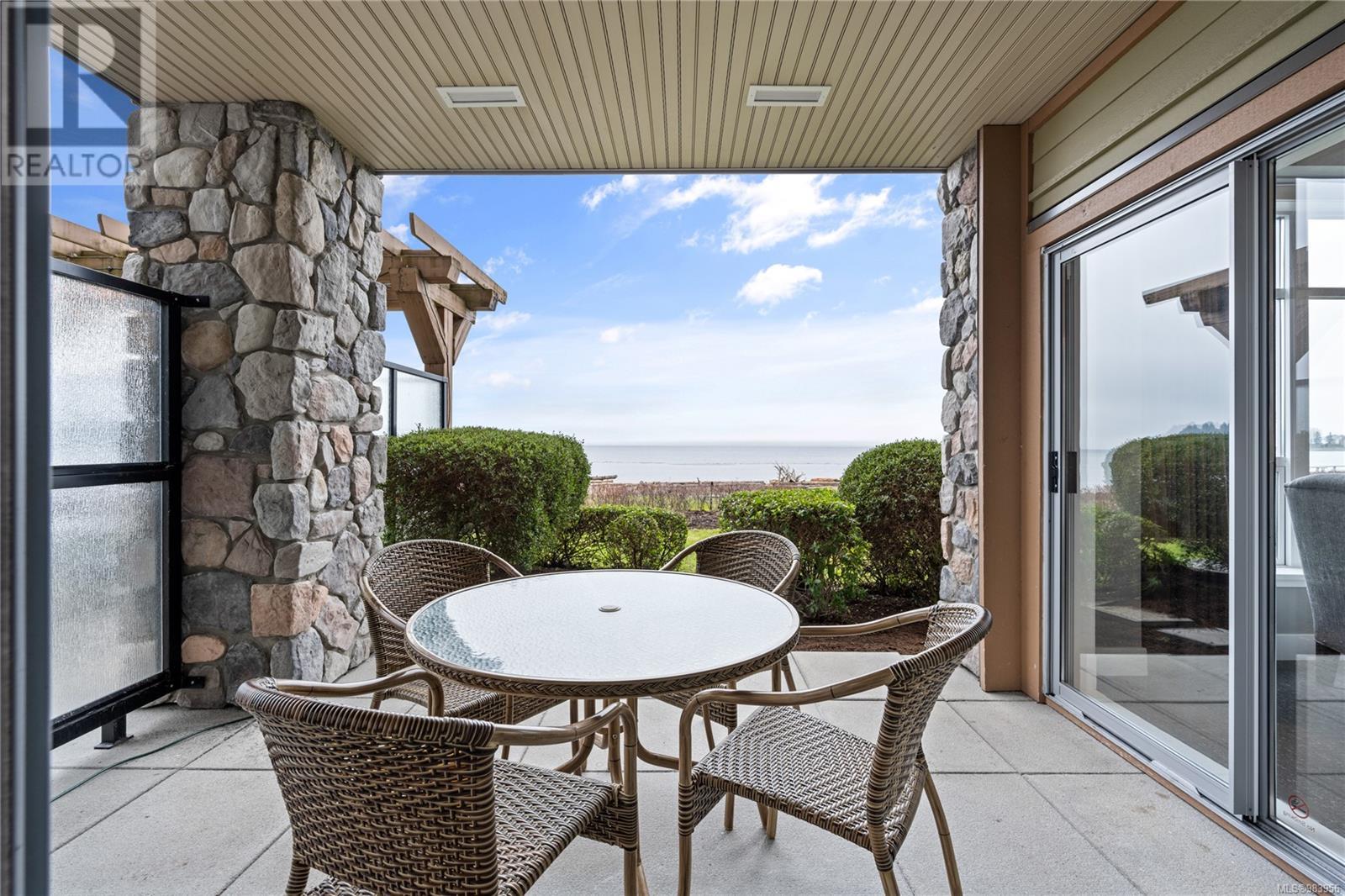 113/114D 181 Beachside Dr, Parksville real estate listing 983956