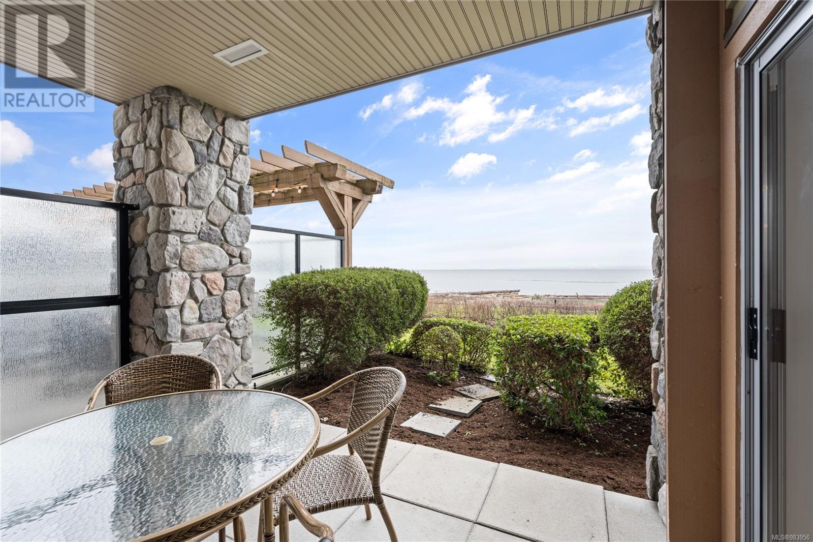 113/114D 181 Beachside Dr, Parksville real estate listing 983956
