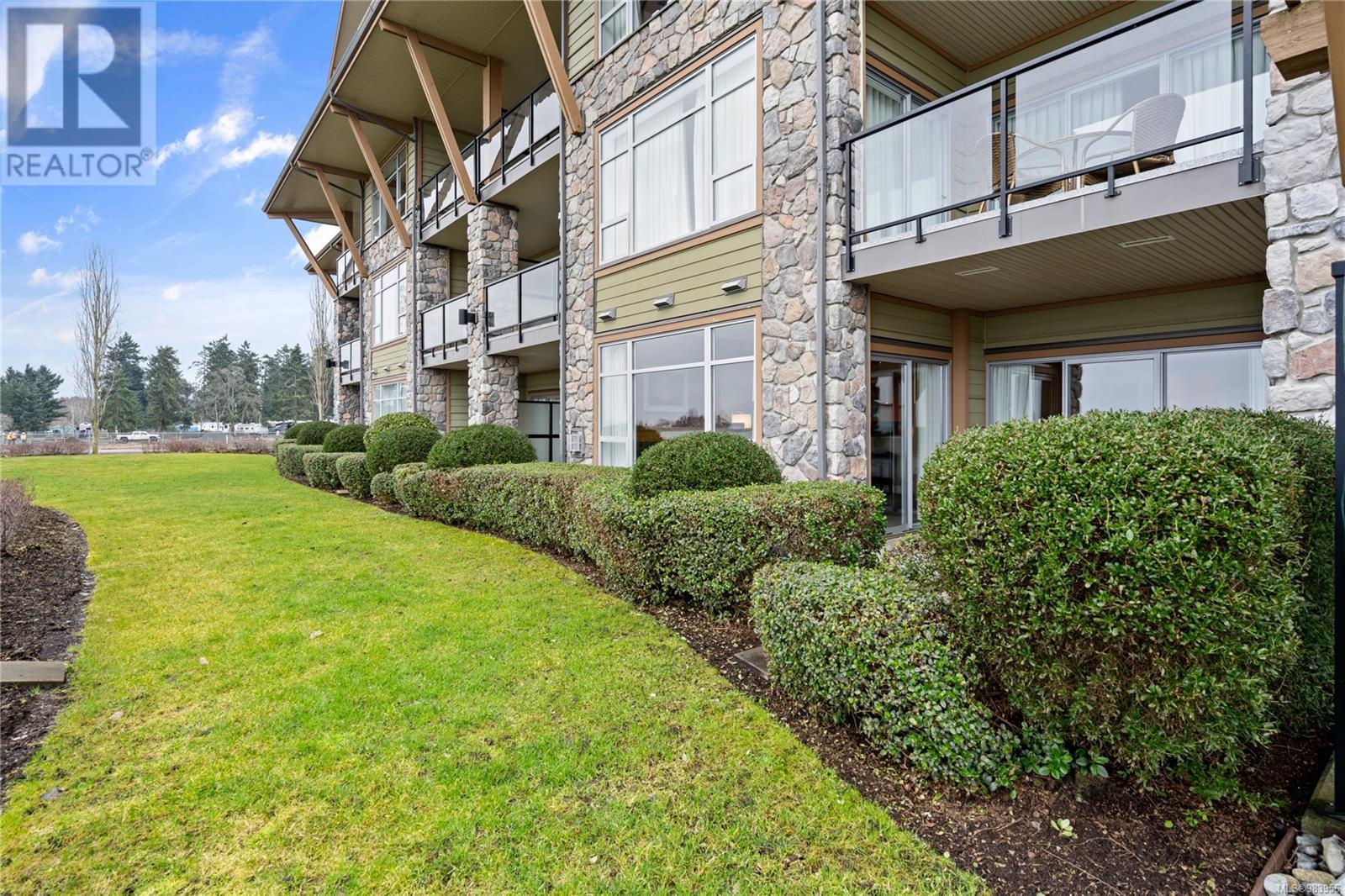 113/114D 181 Beachside Dr, Parksville real estate listing 983956
