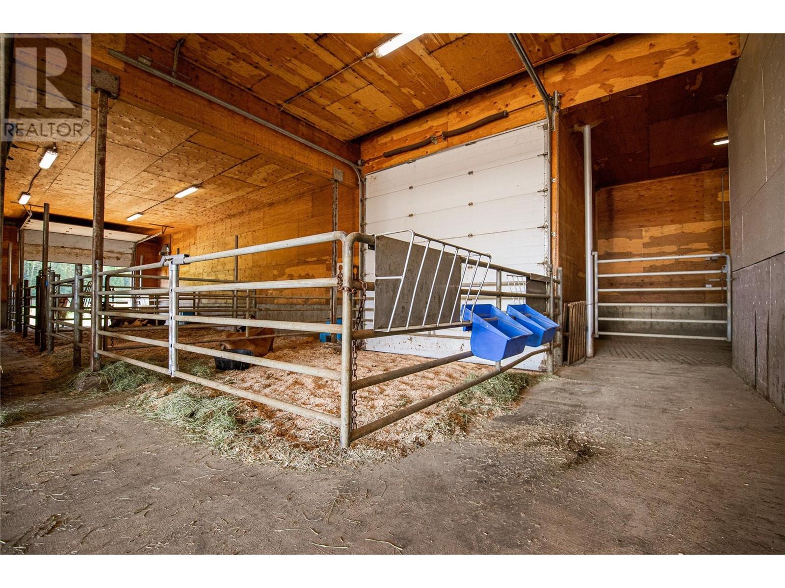 Photo 33 of 9982 97 B Highway, Enderby BC